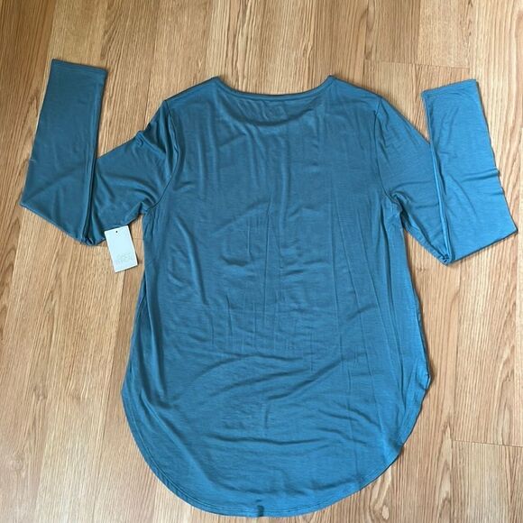 Daily Thread Size Large Long Sleeve Shirt - Picture 4 of 5